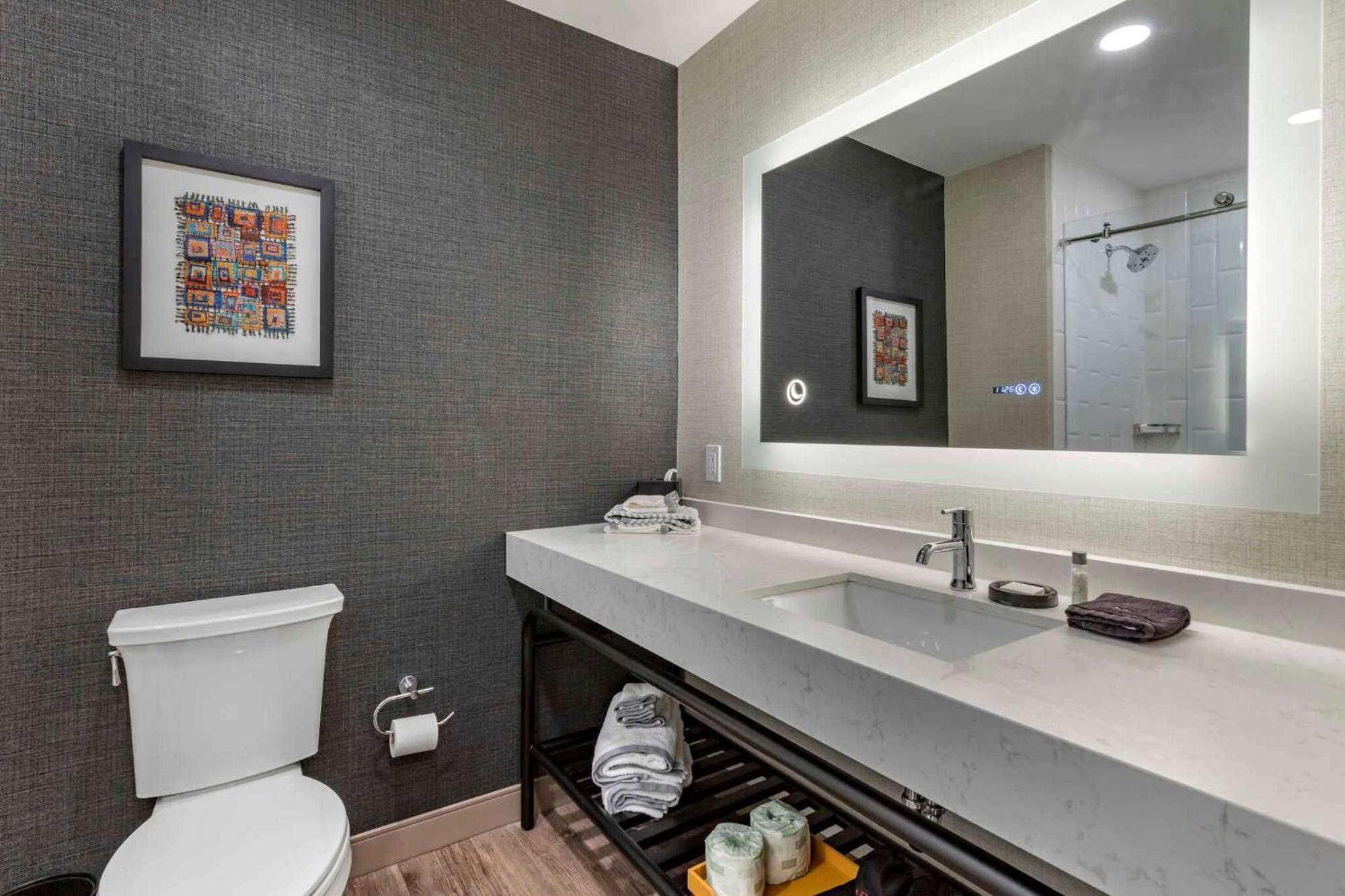 Cambria Hotel Columbia Downtown The Vista Екстериор снимка