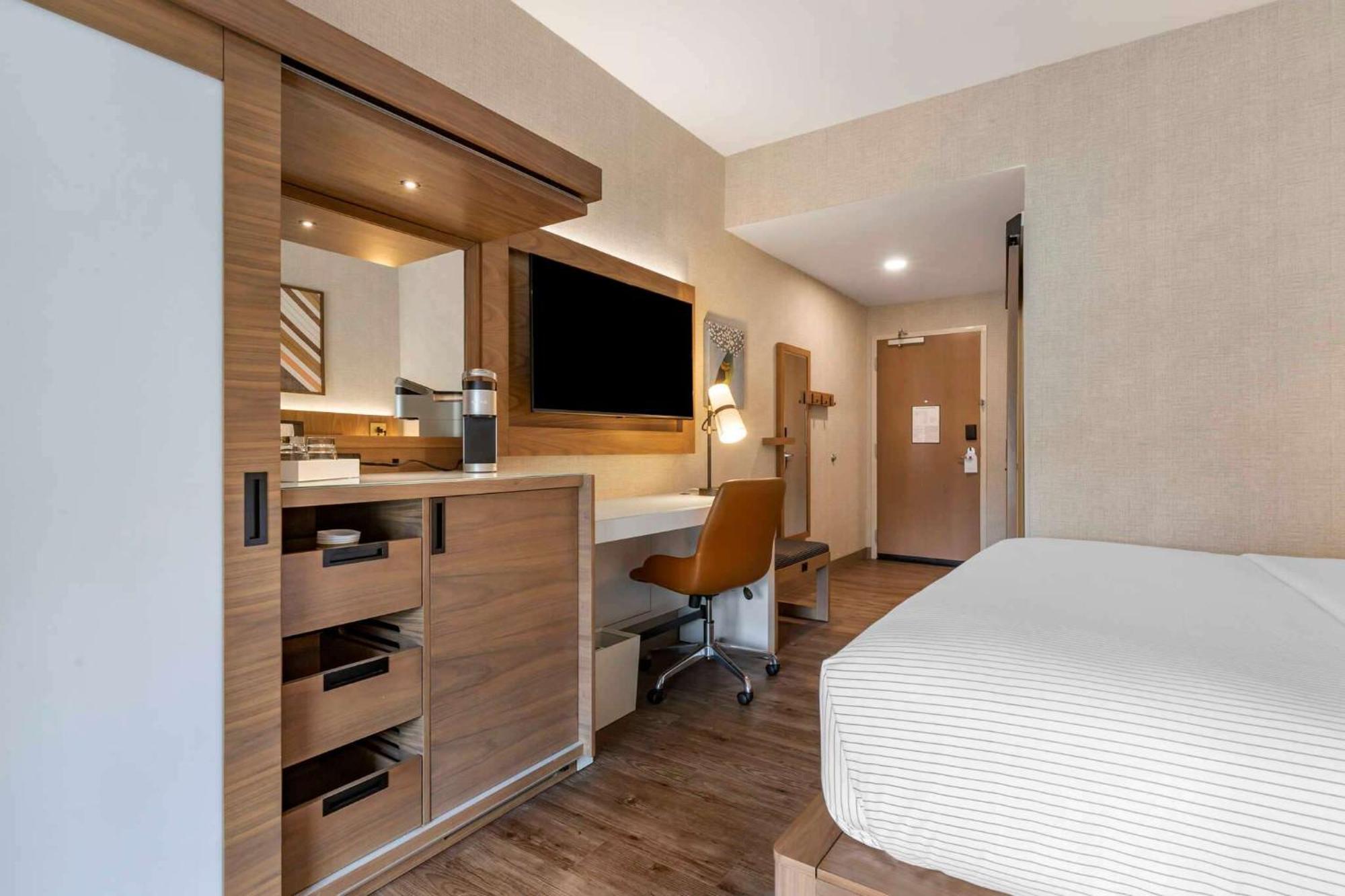 Cambria Hotel Columbia Downtown The Vista Екстериор снимка